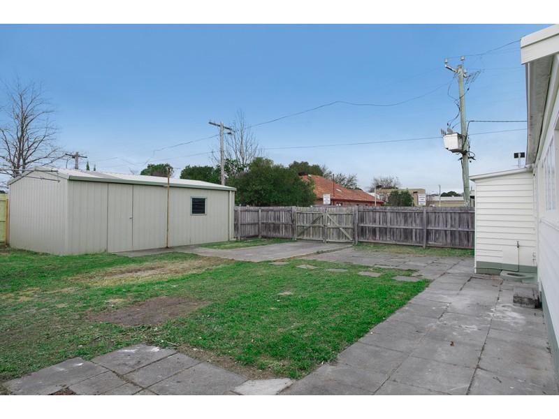 252 Shannon Avenue, Geelong West VIC 3218