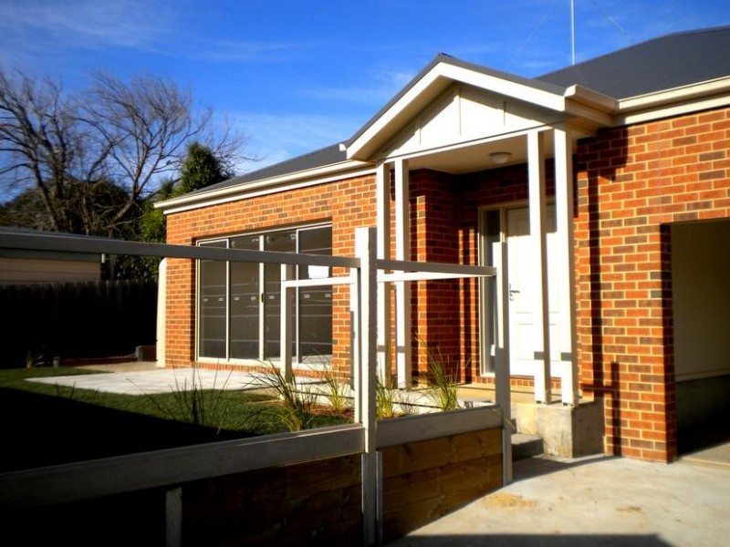 3/2 Fairbrae Avenue, Belmont VIC 3216