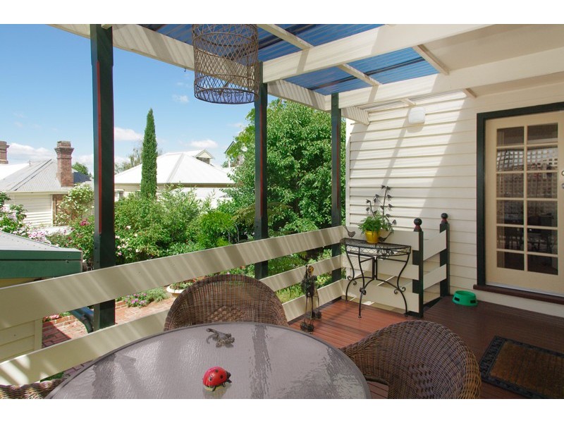 3 Laurel Bank Parade, Newtown VIC 3220