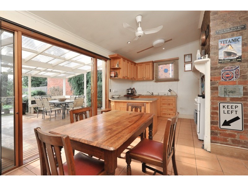 14 Noble Street, Newtown VIC 3220