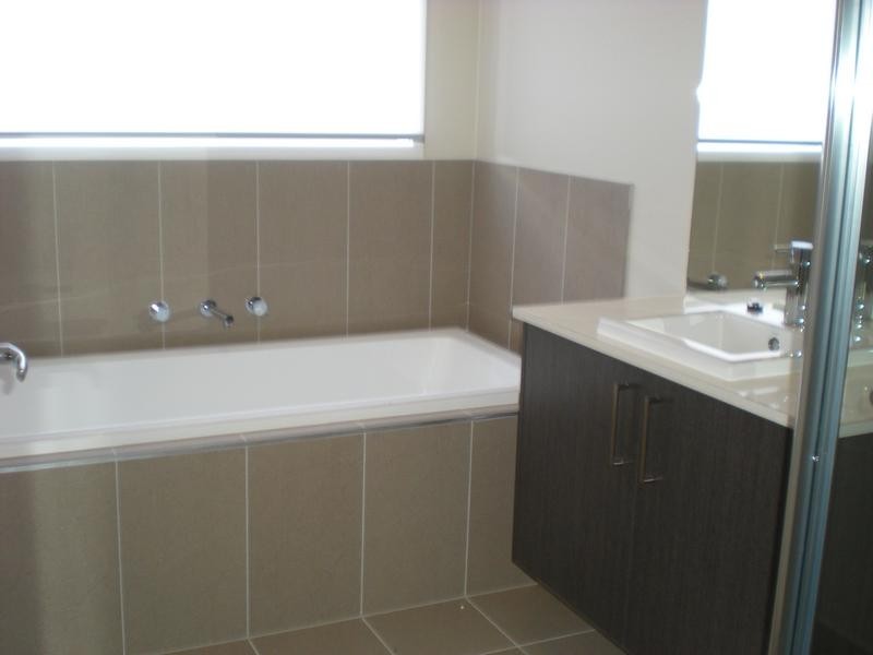 76 Gertude Street, Geelong West VIC 3218