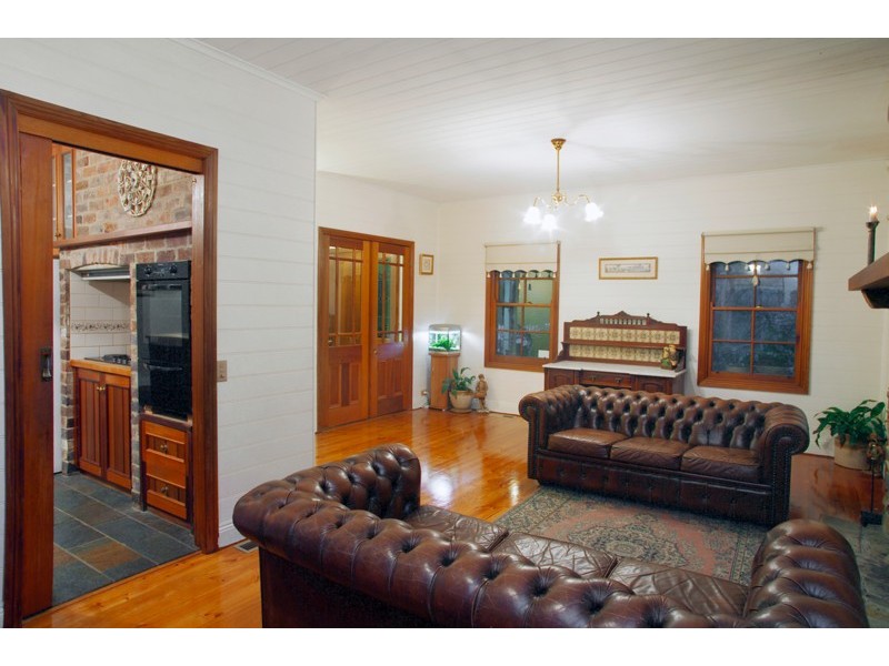 22 Queens Park Road, Newtown VIC 3220