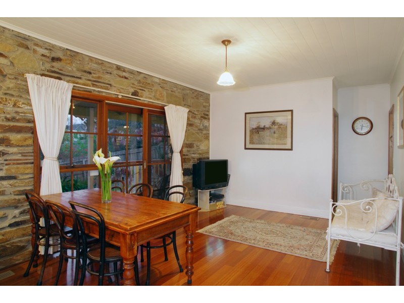 22 Queens Park Road, Newtown VIC 3220