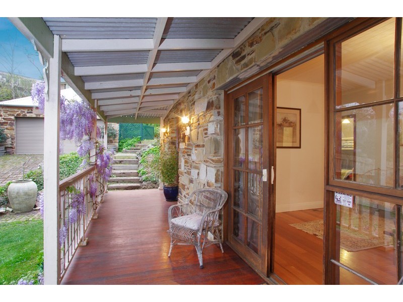 22 Queens Park Road, Newtown VIC 3220