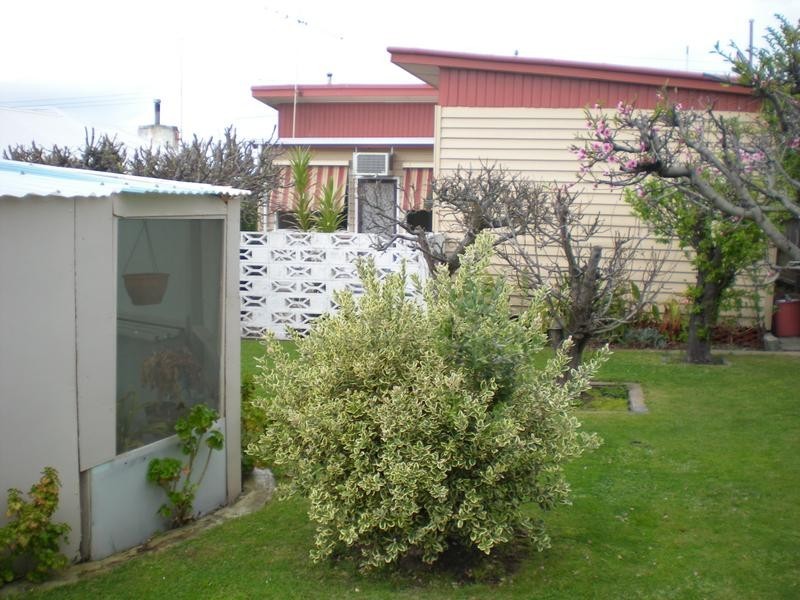 9 Rix Street, Herne Hill VIC 3218