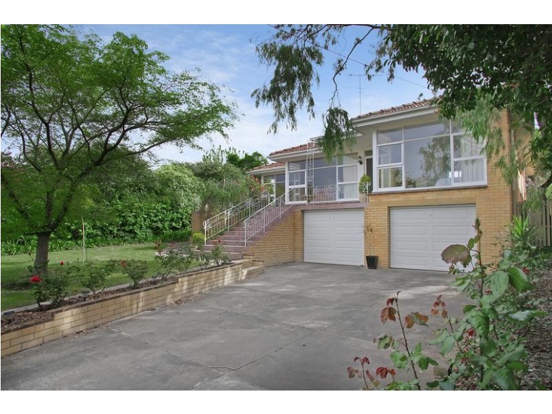 34 Grant Street, Newtown VIC 3220