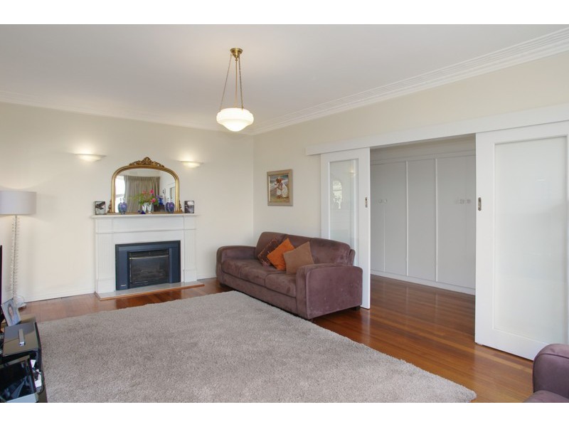 34 Grant Street, Newtown VIC 3220