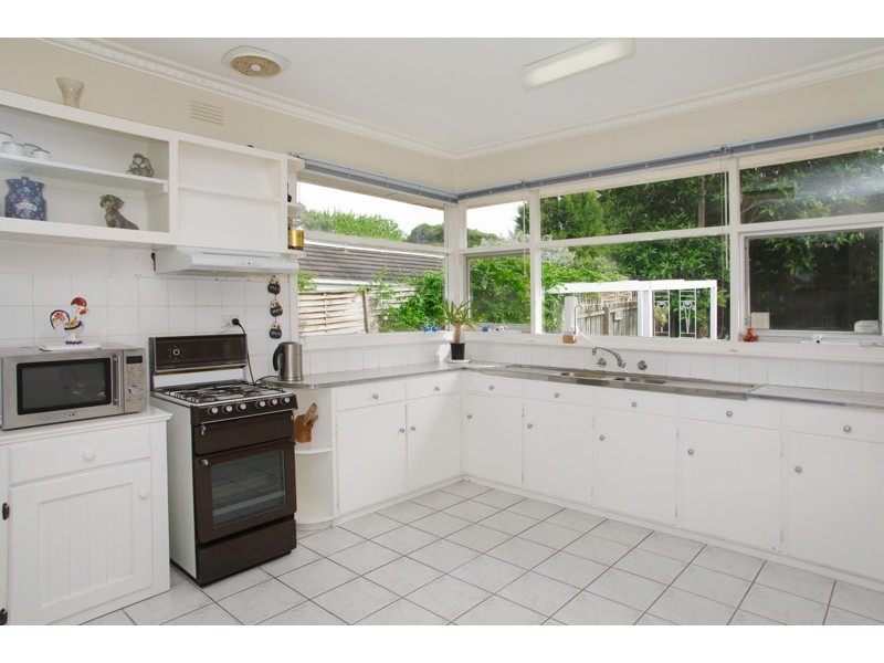 34 Grant Street, Newtown VIC 3220