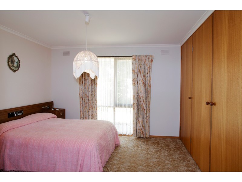 6 Darrambal Crescent, Leopold VIC 3224