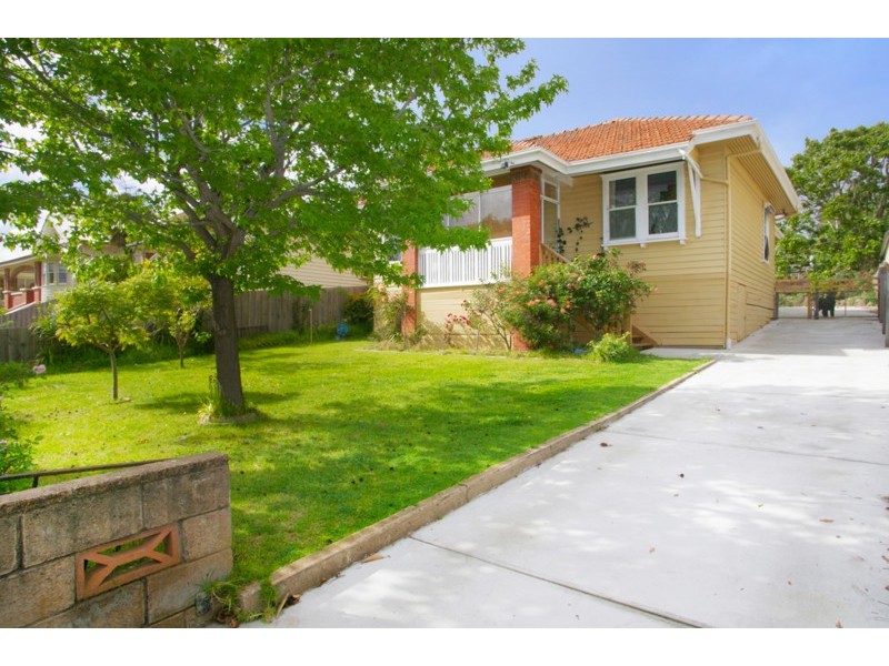 23 Upper Skene Street, Newtown VIC 3220