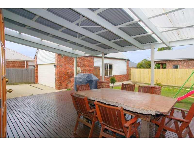 89 McCurdy Rd., Newtown VIC 3220
