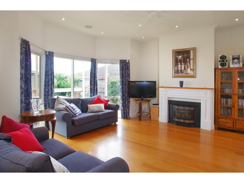 16 Ann Street, Geelong West VIC 3218