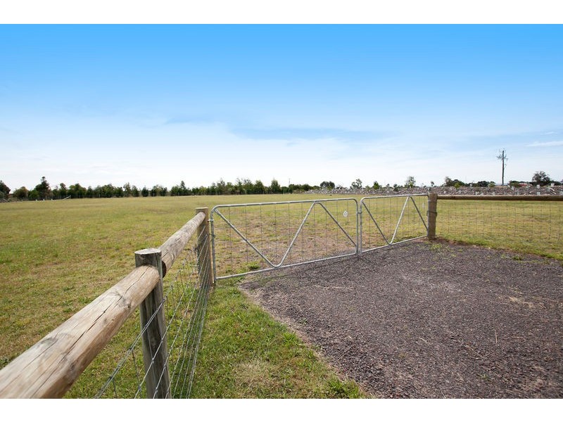 Lot 2, 22 Daruma Way, Batesford VIC 3221