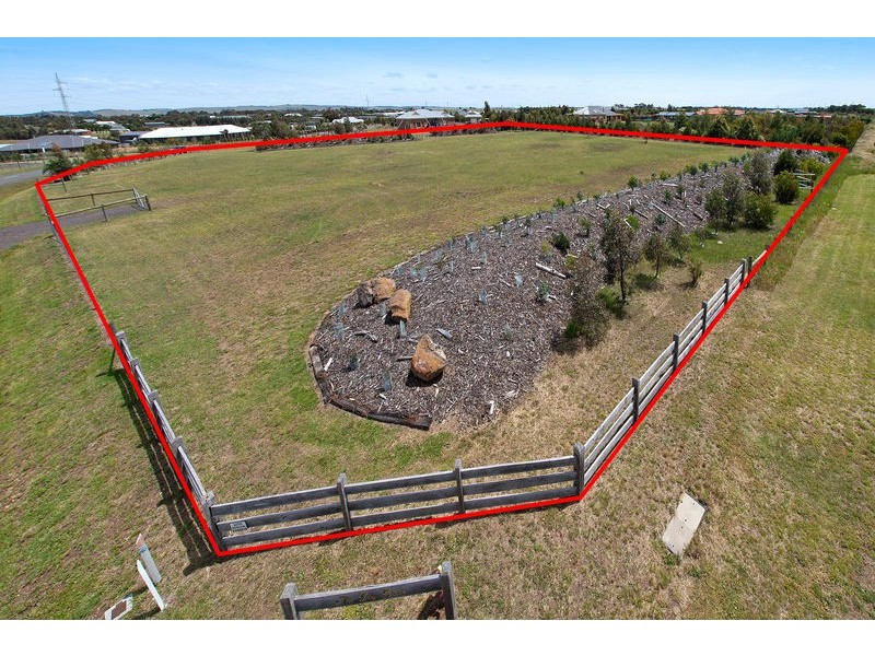 Lot 2, 22 Daruma Way, Batesford VIC 3221