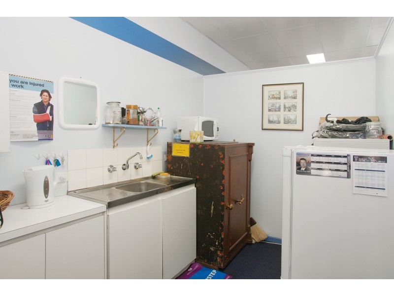 Shop 7/321 Pakington Street, Newtown VIC 3220