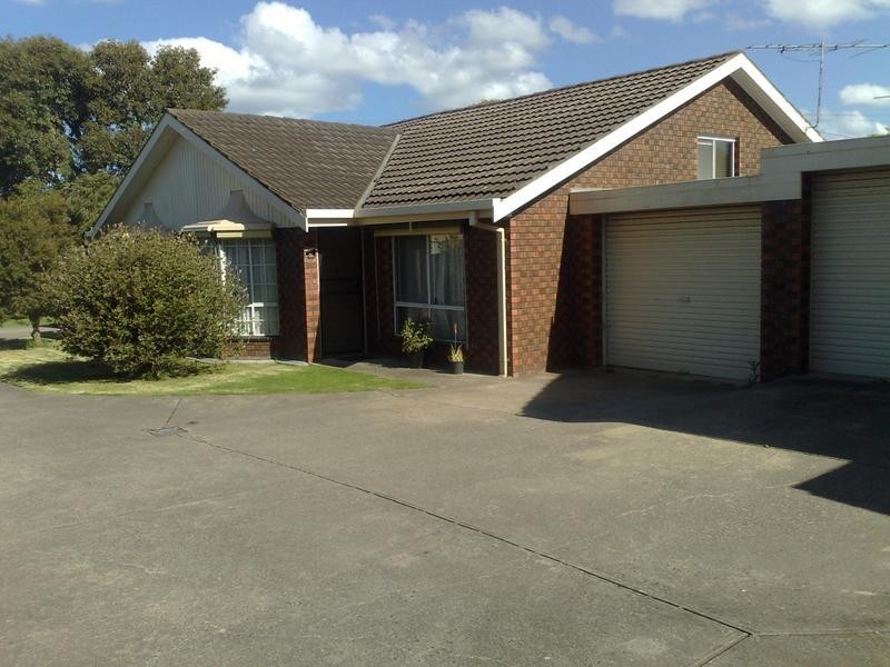 2/236 High Street, Belmont VIC 3216