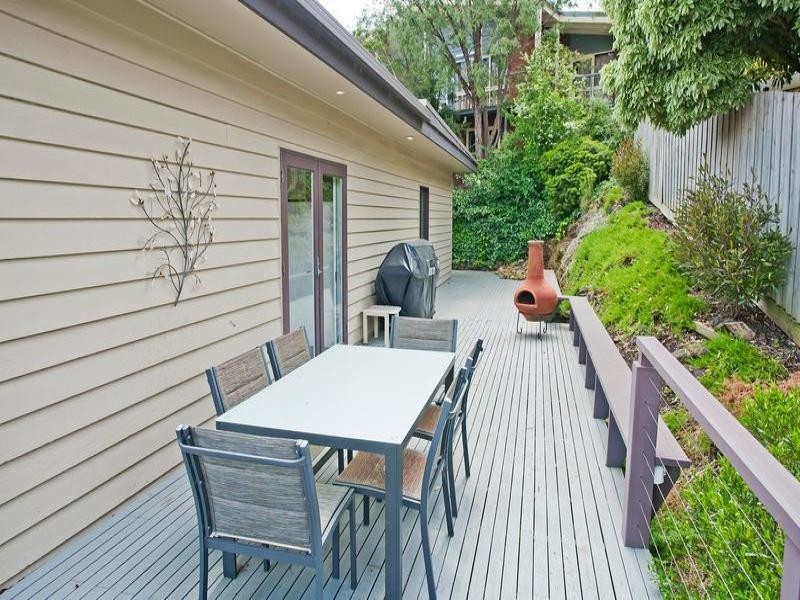 13 Louis Court, Newtown VIC 3220