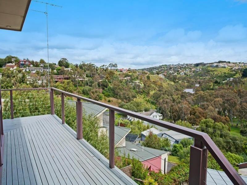 13 Louis Court, Newtown VIC 3220