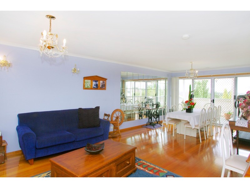 10 Aintree Road, Bell Post Hill VIC 3215