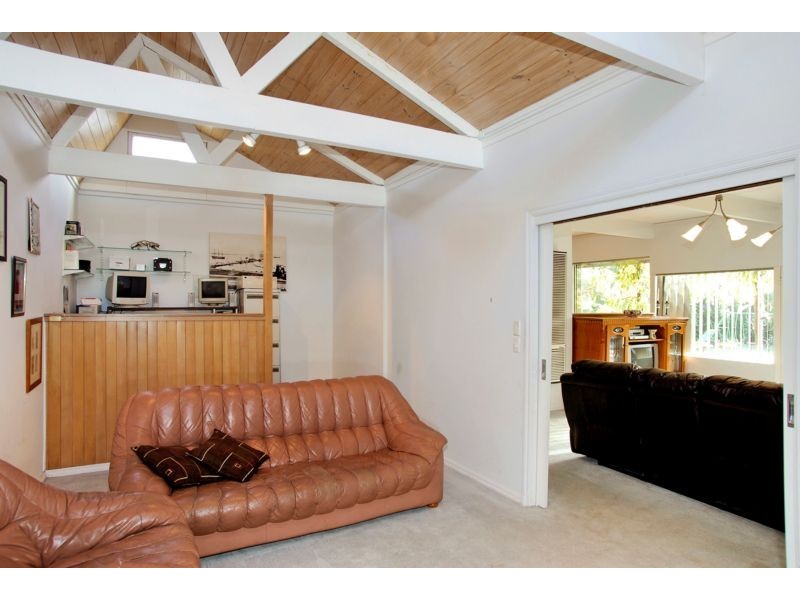 14 Melrose Avenue, Highton VIC 3216