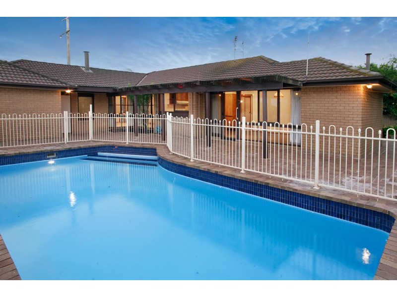 23 Hazelwood Crescent, Leopold VIC 3224