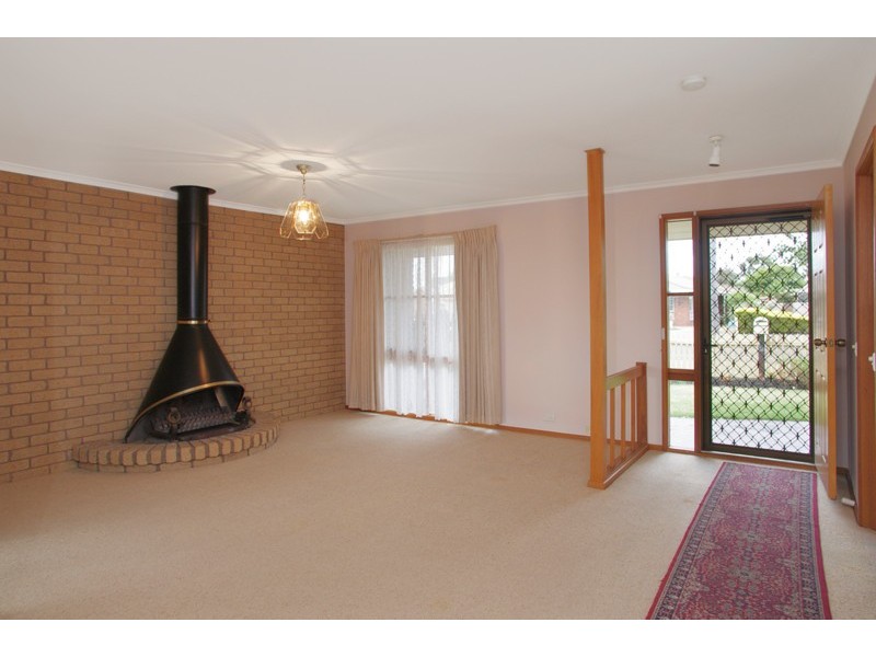 23 Hazelwood Crescent, Leopold VIC 3224