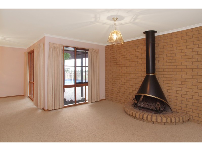 23 Hazelwood Crescent, Leopold VIC 3224