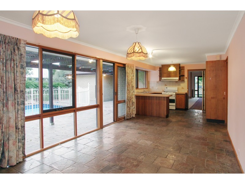 23 Hazelwood Crescent, Leopold VIC 3224