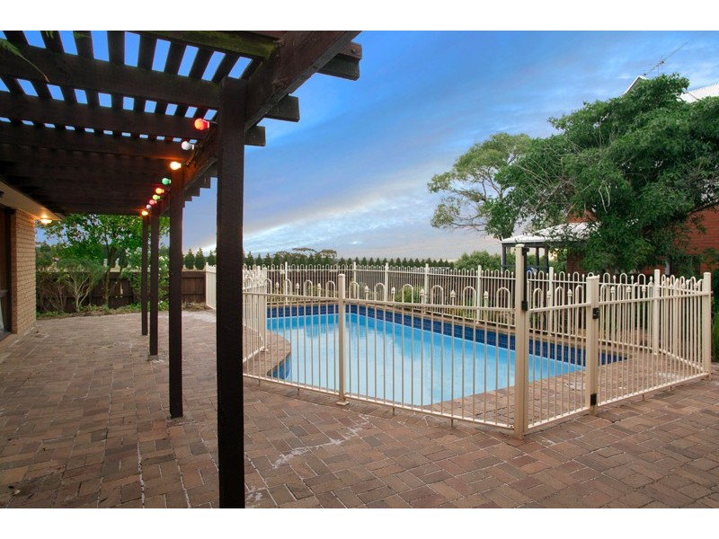 23 Hazelwood Crescent, Leopold VIC 3224