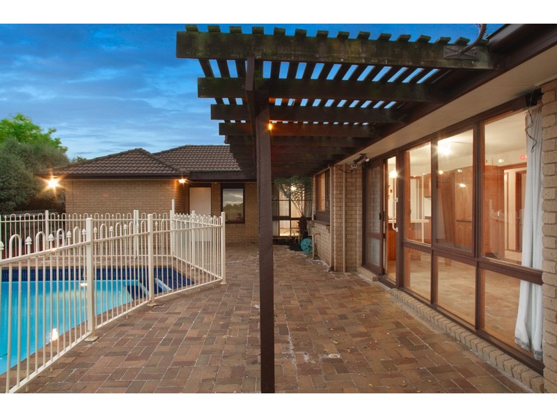 23 Hazelwood Crescent, Leopold VIC 3224