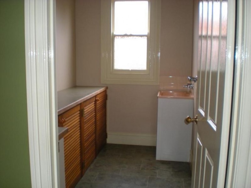 398 Pakington Street, Newtown VIC 3220