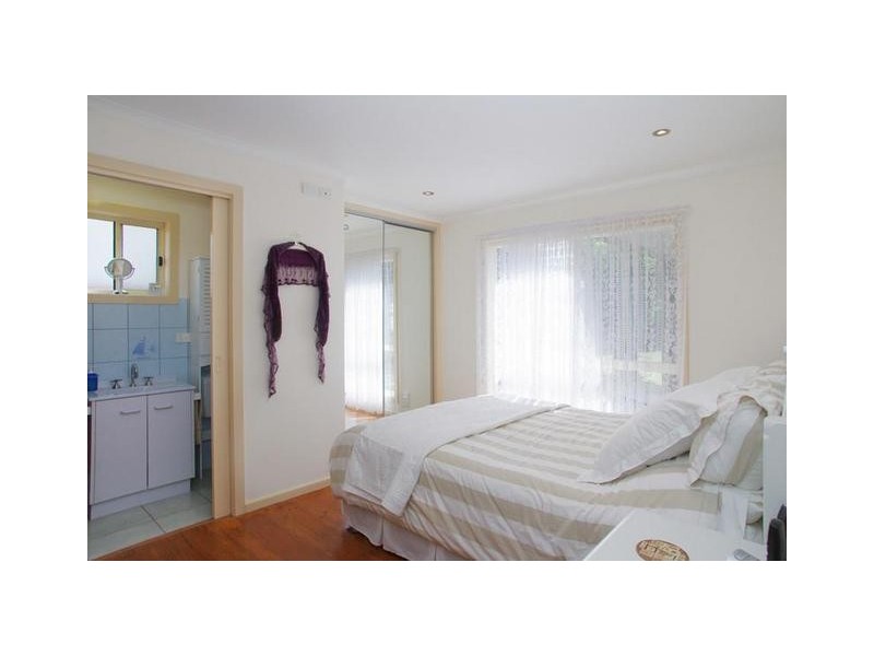 385. Shannon Avenue, Newtown VIC 3220