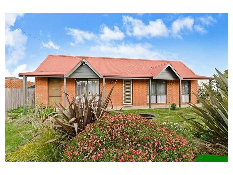 5 Bettsons Court, Whittington VIC 3219