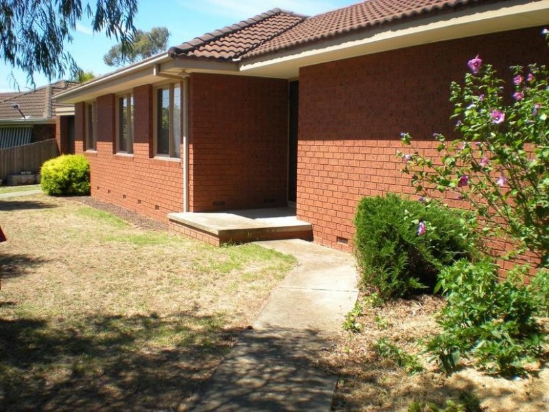 12 Nambet Court, Bell Park VIC 3215