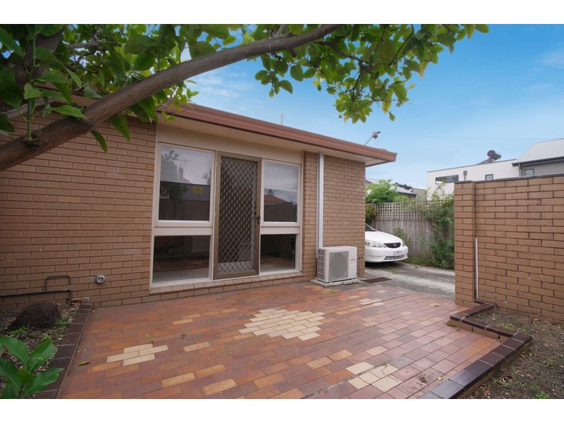 64 Villamanta Street, Geelong West VIC 3218