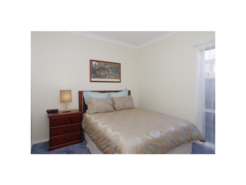 81 McCurdy Rd, Newtown VIC 3220