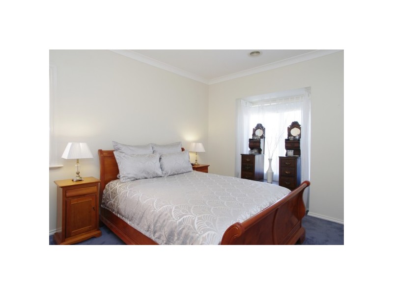 81 McCurdy Rd, Newtown VIC 3220