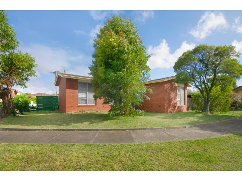 7 Hibiscus Cresent, Newcomb VIC 3219