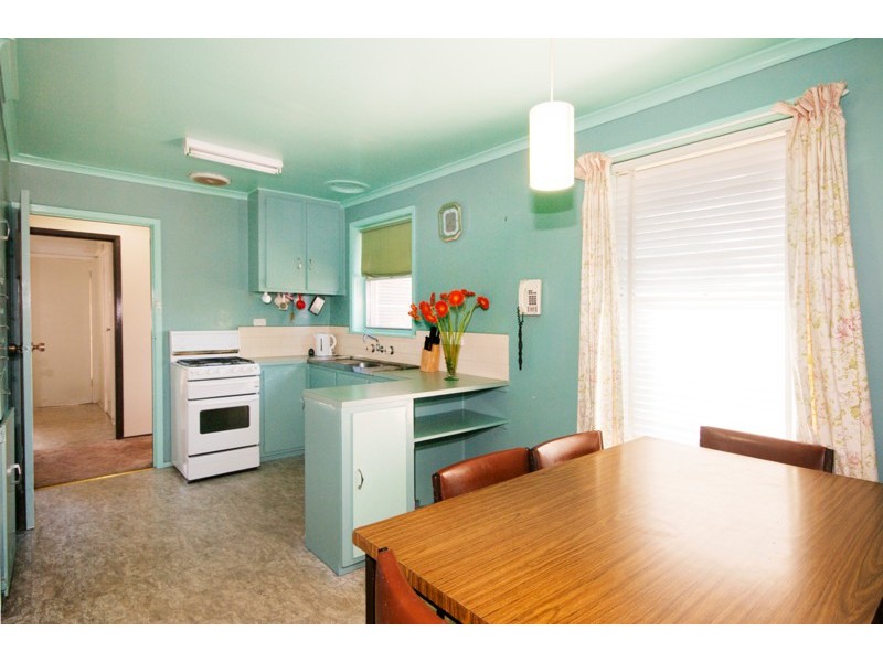 7 Hibiscus Cresent, Newcomb VIC 3219