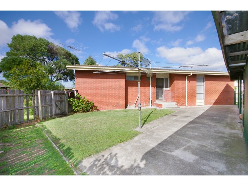 7 Hibiscus Cresent, Newcomb VIC 3219