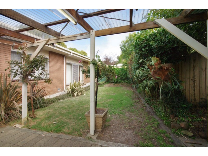 16 South Valley Road, Highton VIC 3216