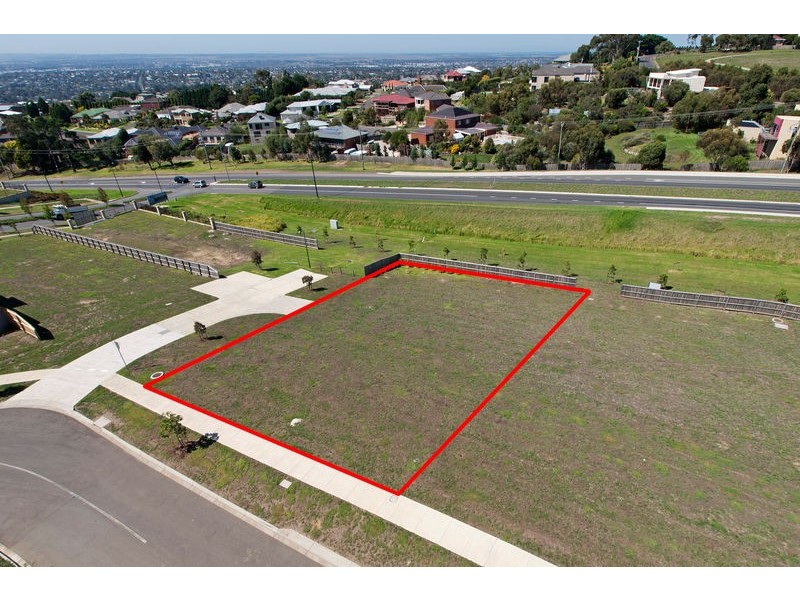 12-14 Oakhill Avenue, Highton VIC 3216