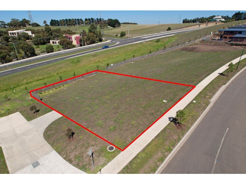 12-14 Oakhill Avenue, Highton VIC 3216