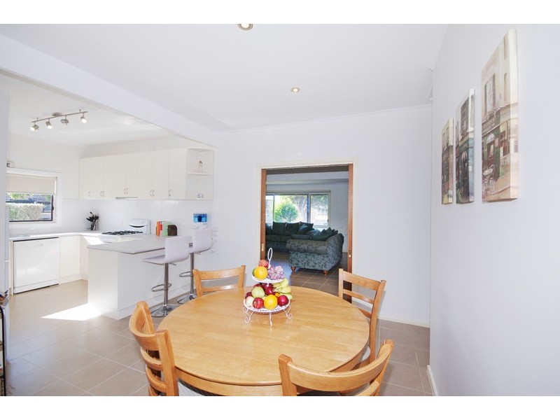 64 Laura Avenue, Belmont VIC 3216