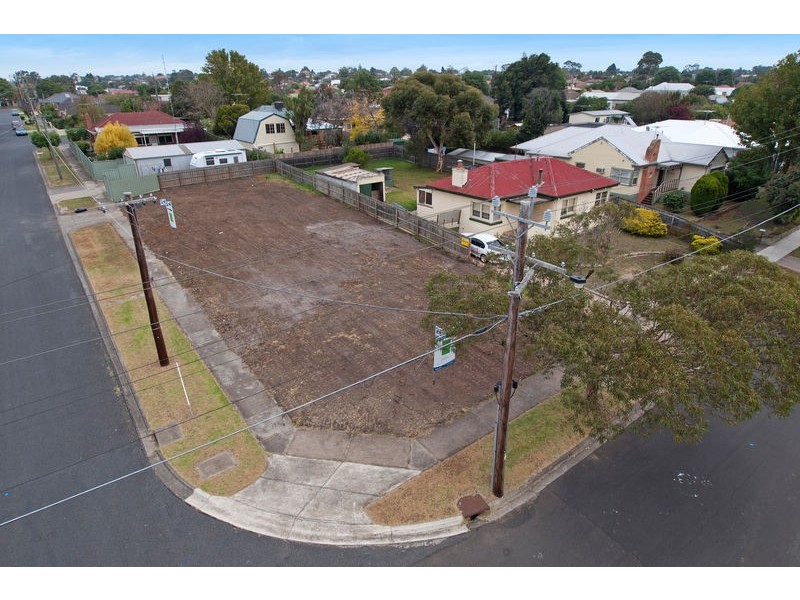 15 Lily Street, Hamlyn Heights VIC 3215