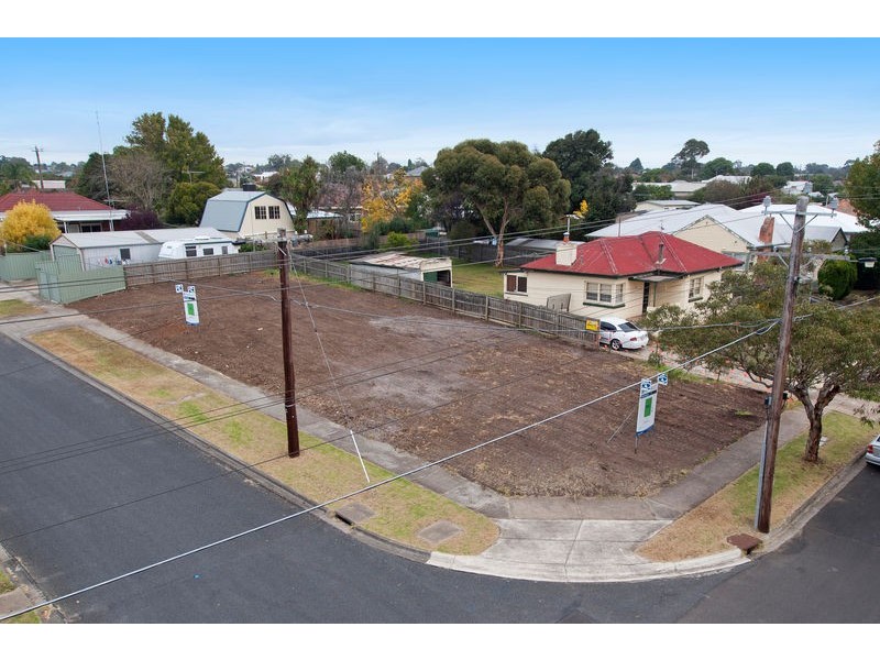 15 Lily Street, Hamlyn Heights VIC 3215