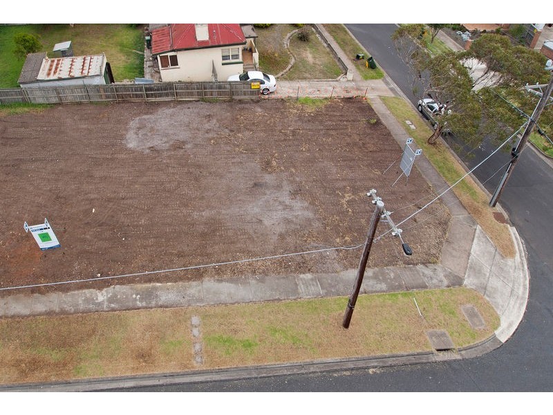 15 Lily Street, Hamlyn Heights VIC 3215