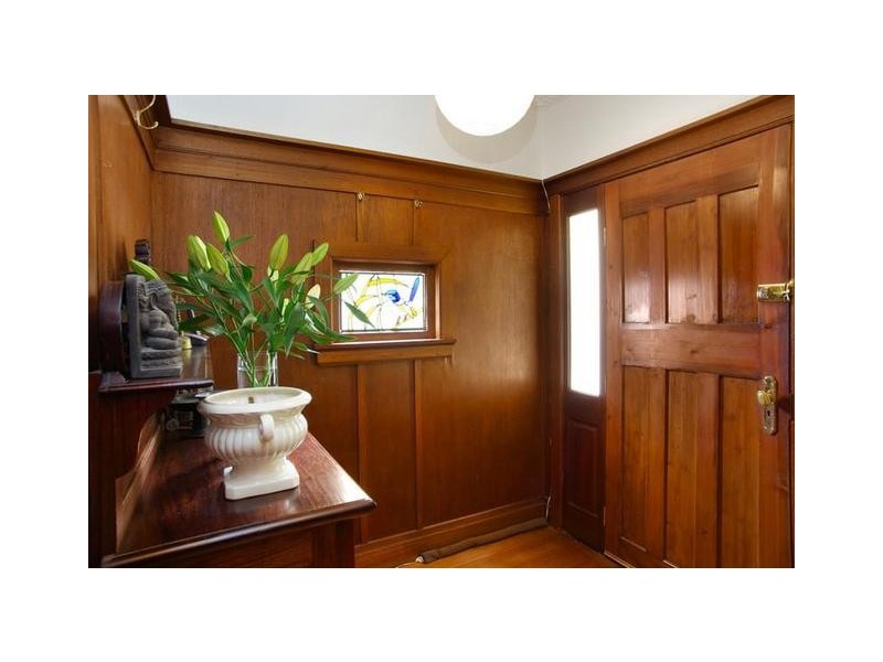 12 Saffron Street, Newtown VIC 3220