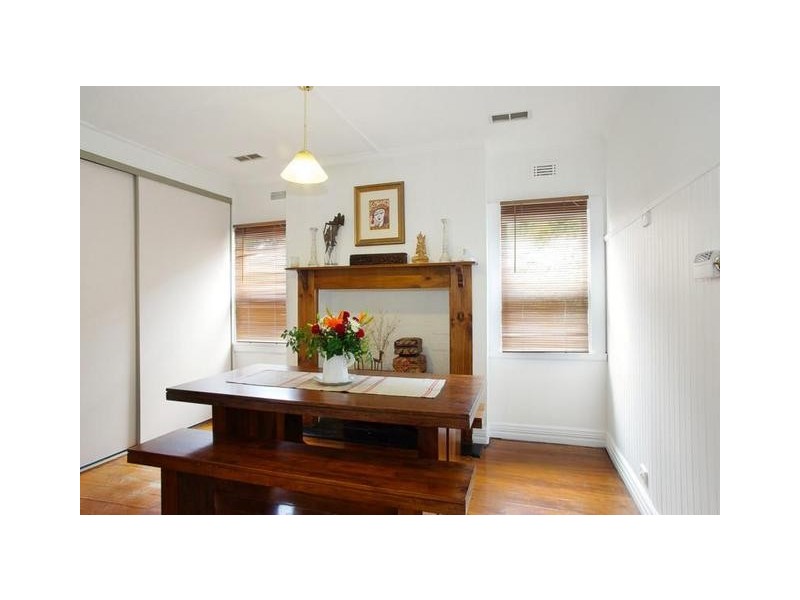 12 Saffron Street, Newtown VIC 3220