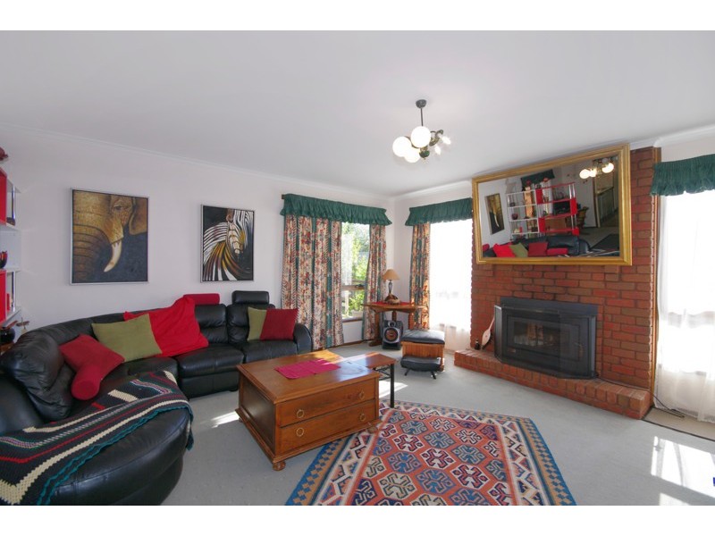 34 Burlington Cresent, Leopold VIC 3224